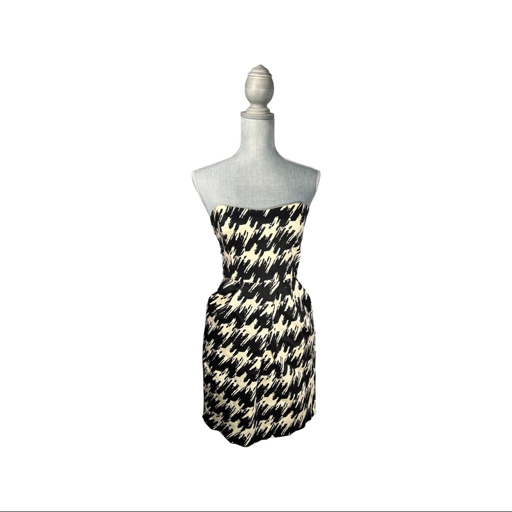 Houndstooth pattern black and white dress
